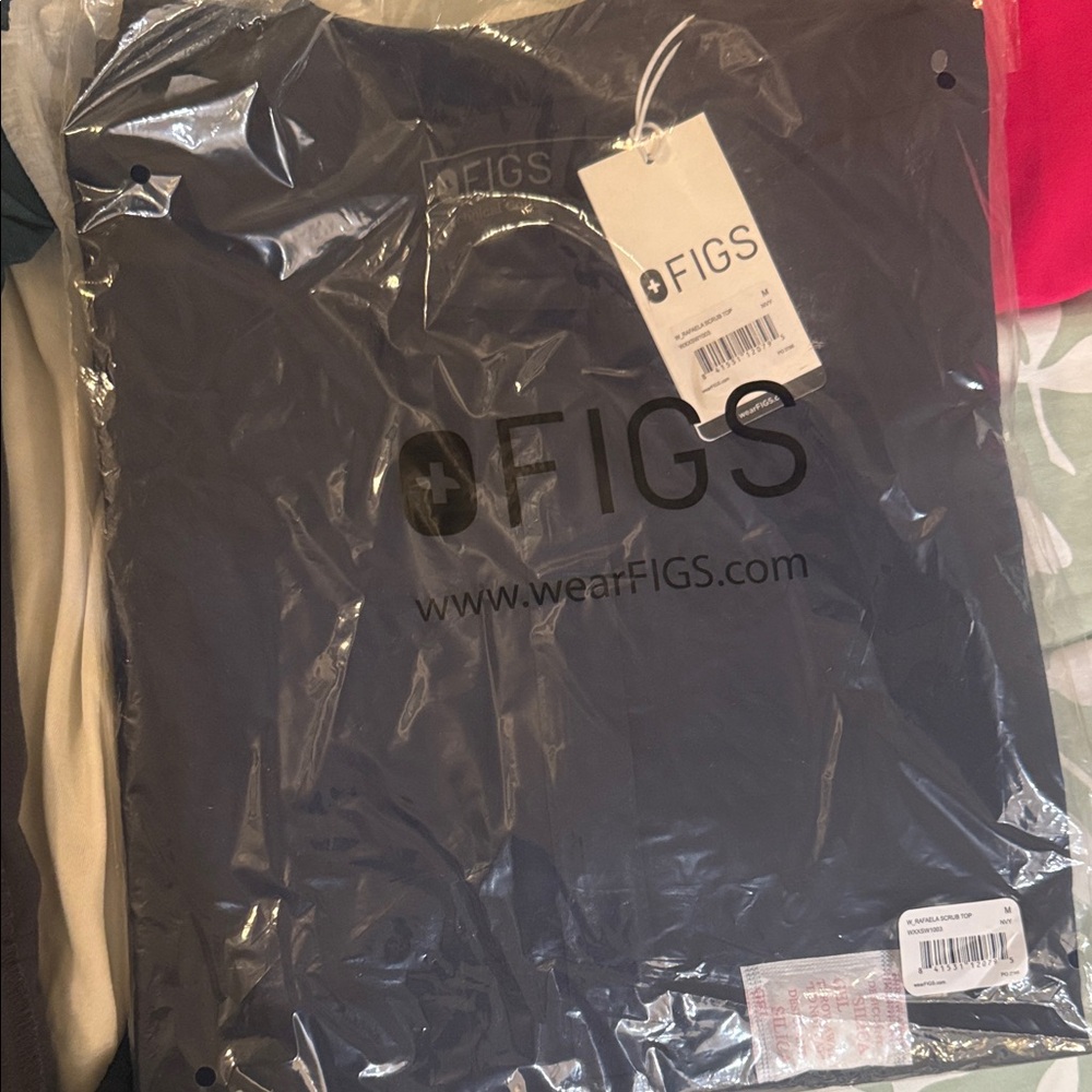 Figs navy Scrub Top